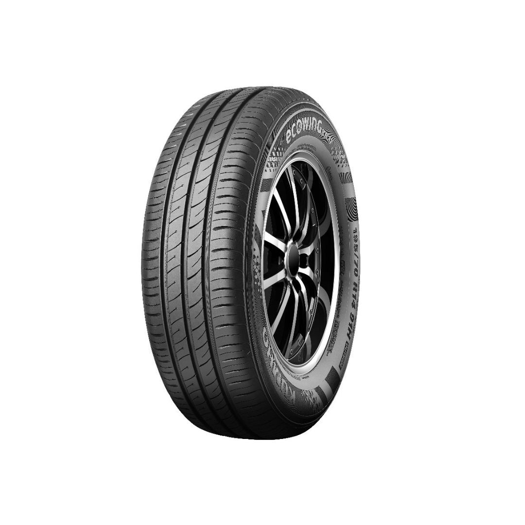 Kumho ECSTA HS52 Regular Car Tire - 195/65R15